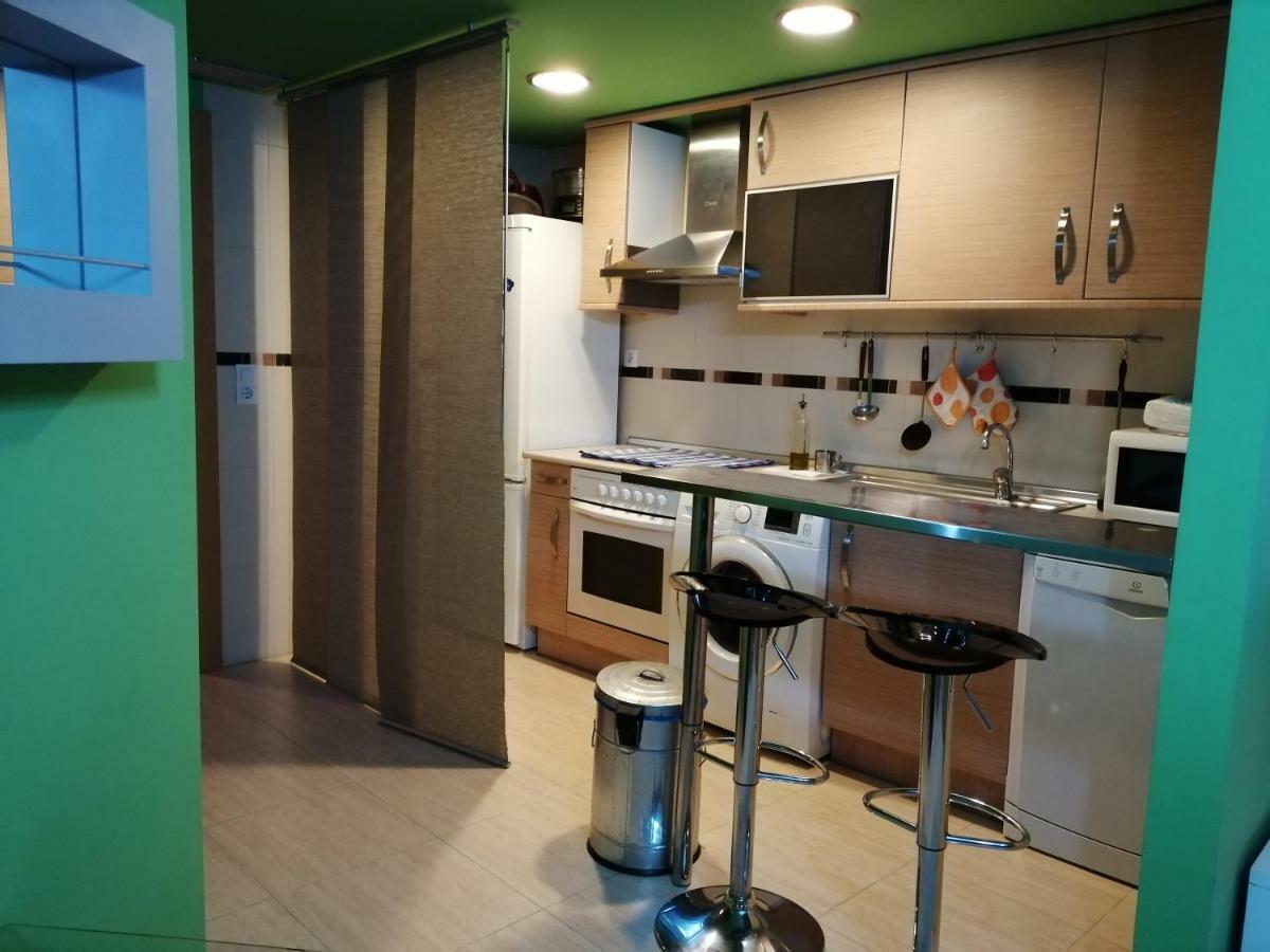 Apartamento Teatro Del Mercado Apartment Сарагоса Екстериор снимка